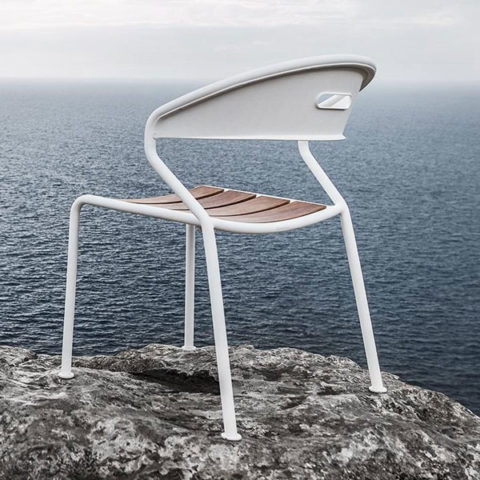 Curve chair in white