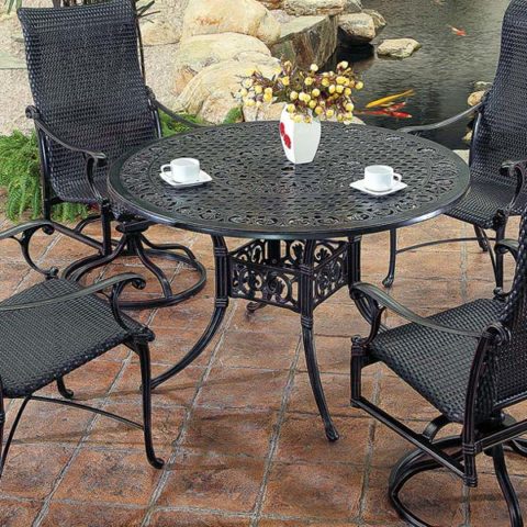 Michigan woven dining table