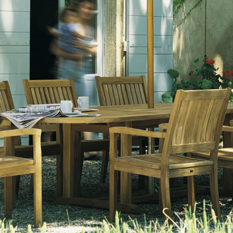 Bristol table with chairs
